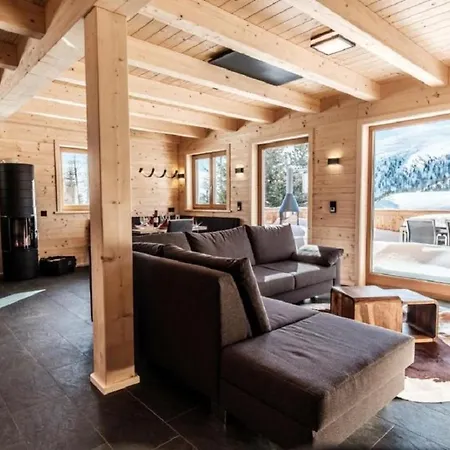 Mountain View Chalet With Hot Tub, Sauna And Terrace 别墅 *